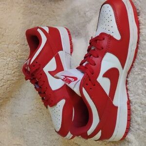 Nike Dunk Low Retro Size 5 Big Boys